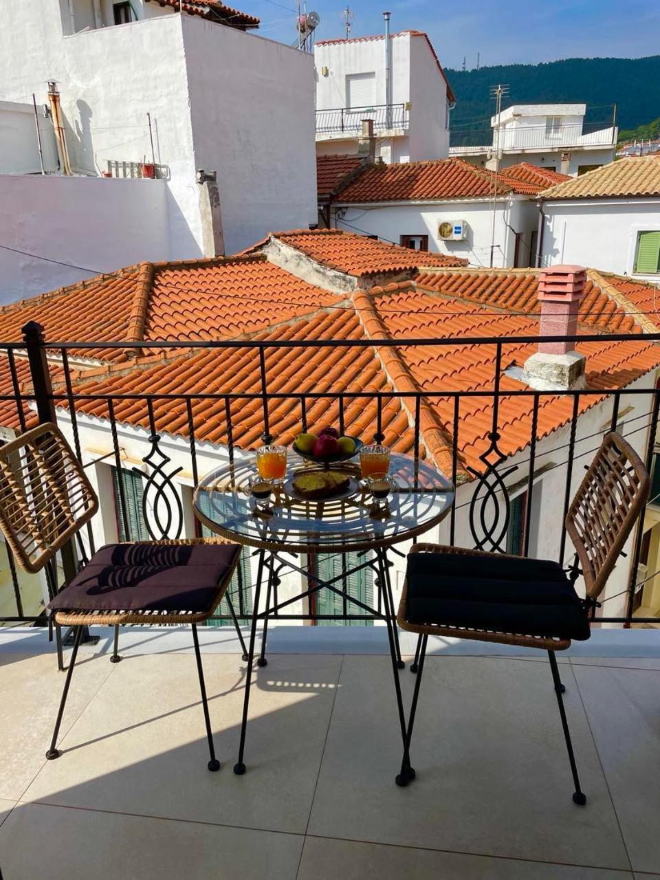 Eumorphia Studios & Apartments Skiathos Town Ngoại thất bức ảnh